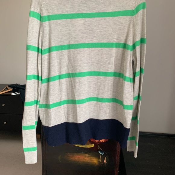 Brand new tags on Gap striped cardigan - Picture 2 of 3
